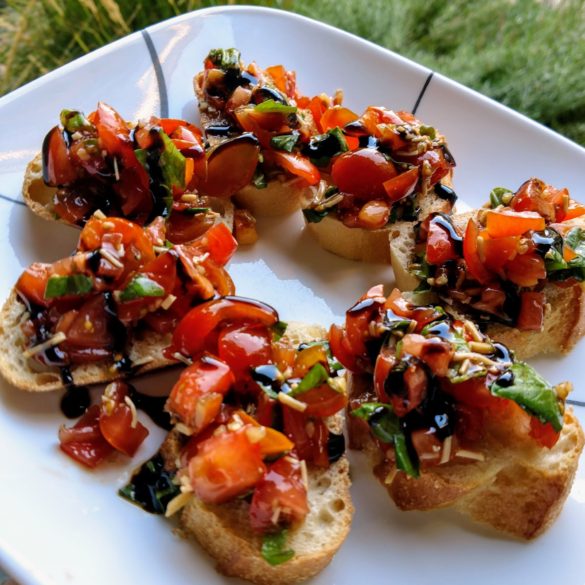 Easy Classic Bruschetta